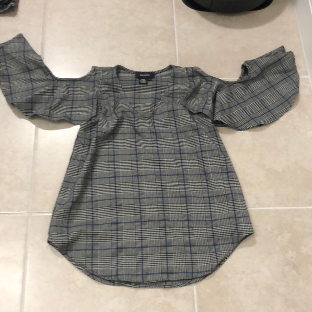 Karen Kane Cold Shoulder Blouse